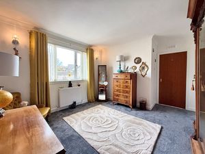 Photo 17- click for photo gallery